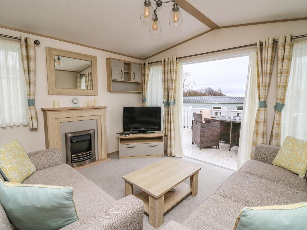 Balmoral Villa Pendine Bagian luar foto
